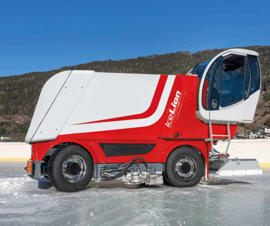 ICE LION ENGO Машина для заливки и уборки льда